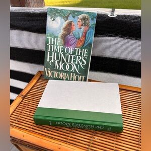 1983 ‘The Time of the Hunter's Moon’ by Victoria Holt